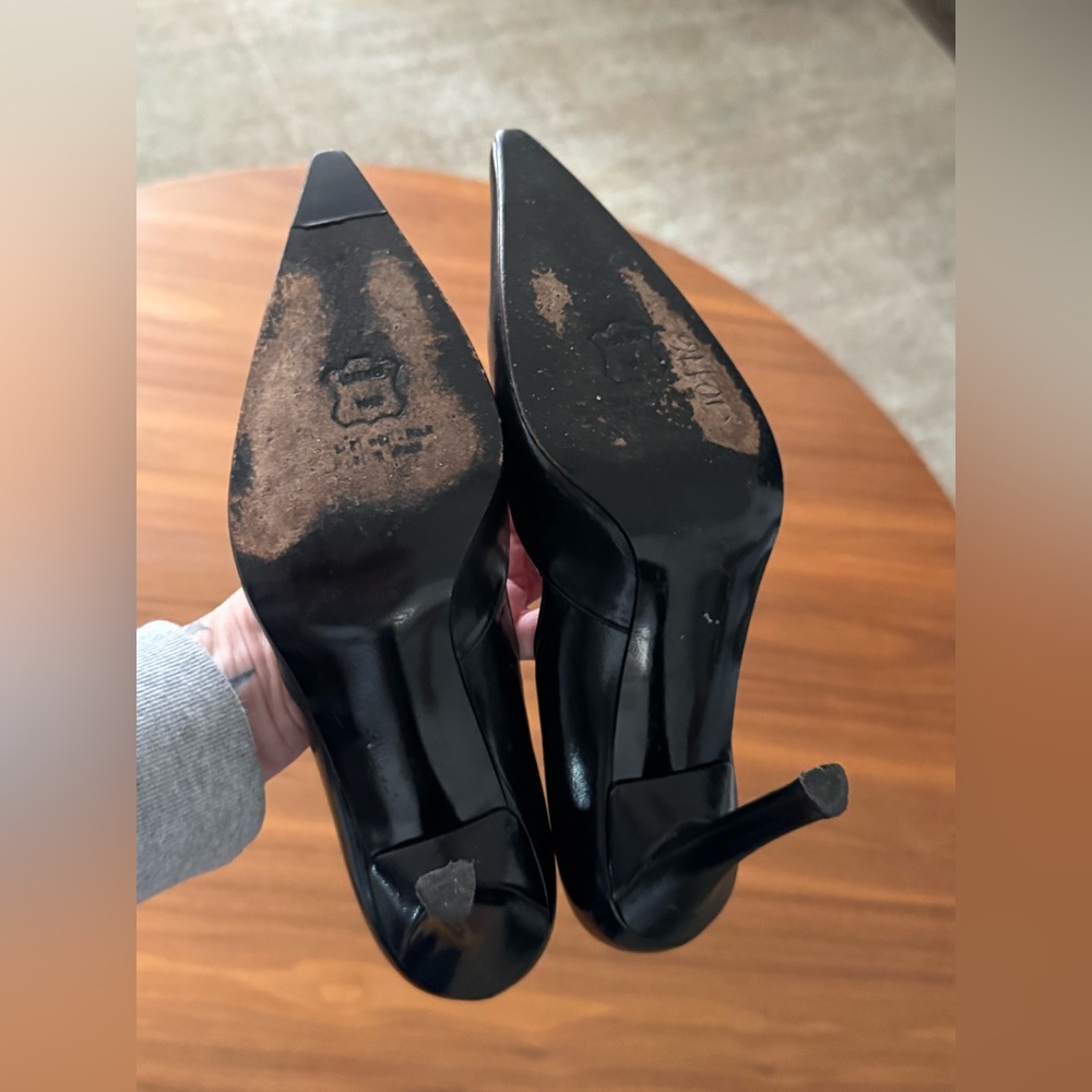 Stuart Weitzman Leather Pumps - Picture 8 of 8